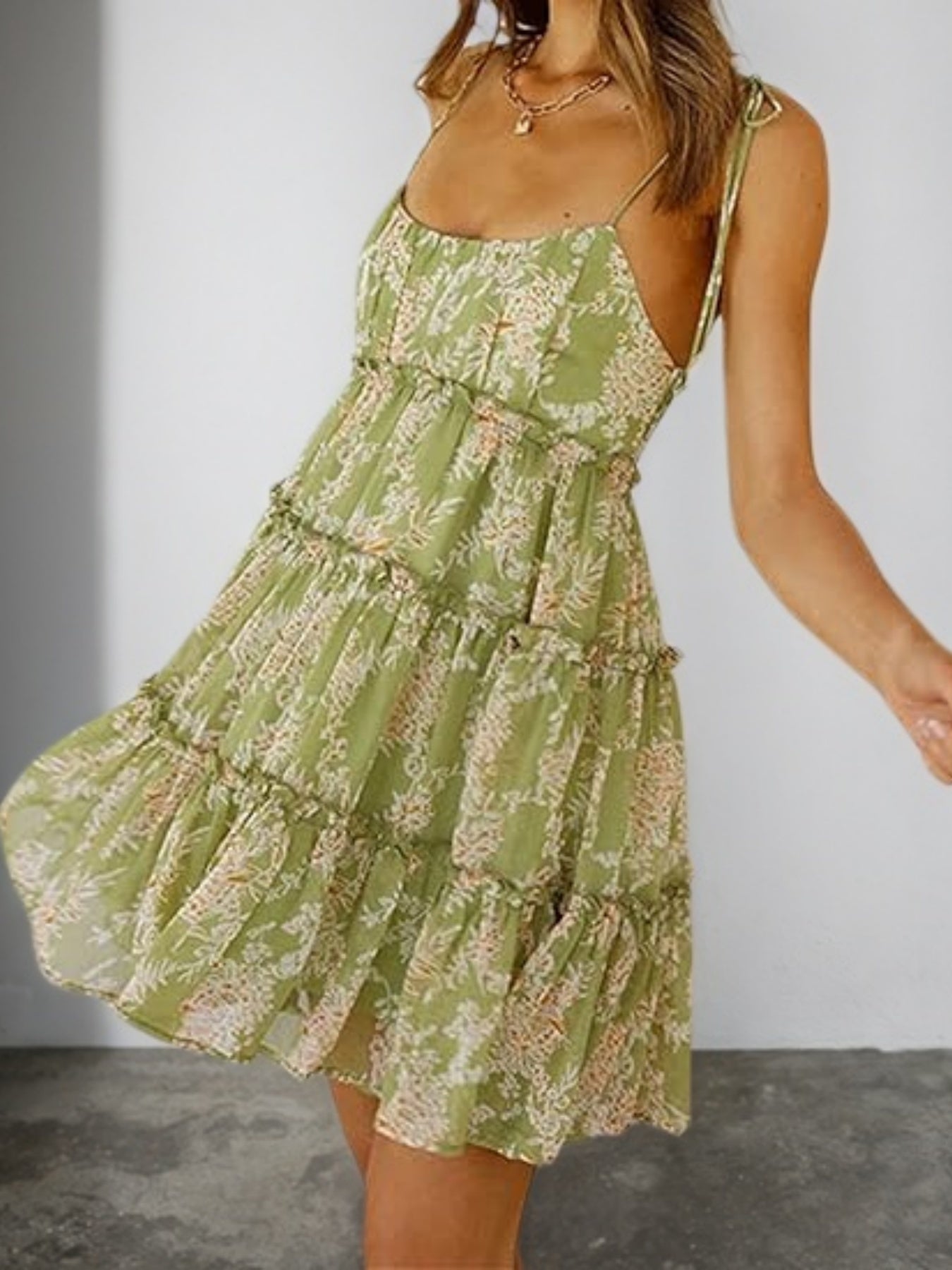 2025 New Women's Floral Camisole Dress, Small And Fresh Style, Green And Green, Suitable For Travel Gatherings