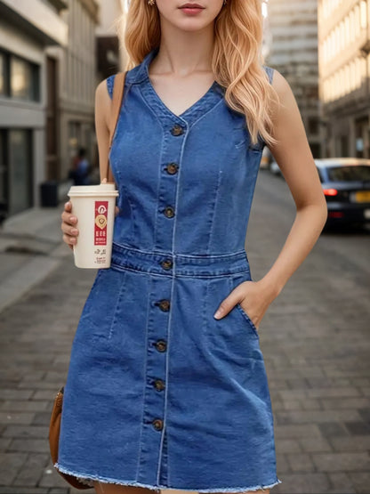 2025 Women's Fashion Trend Sleeveless Dress, V-neck Design - Button Detail Frayed Hem Denim Skirt